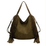 Amplio Bolso de Hombro Sintético tipo Hobo con Flecos y Tachuelas Decorativas para Mujer - Imagen 6