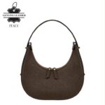 Bolso de Mano en Piel Italiana con Diseño Medialuna, Asa Ajustable y 2 Cremalleras Mujer - Imagen 9