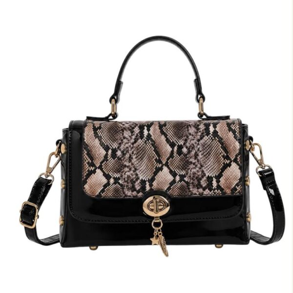 Bolso de Mano Sintético tipo Charol con Solapa Animal Print y Tachuelas Decorativas Mujer - Imagen 3