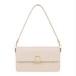 Bolso Bandolera Mujer en Piel Sintética de Gran Calidad Diana & Co Luxe con "D" Mágnética - Imagen 5