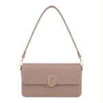 Bolso Bandolera Mujer en Piel Sintética de Gran Calidad Diana & Co Luxe con "D" Mágnética - Imagen 6