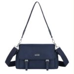 Bolso Bandolera en Nylon Coveri Collection con Solapas Laterales y Frontal para Mujer - Imagen 4