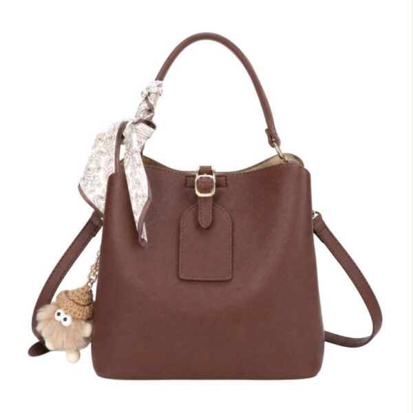 Bolso de Mano Sintético de Mujer con Pañuelo Decorativo y Alegre Muñeco Extraíble - Imagen 6