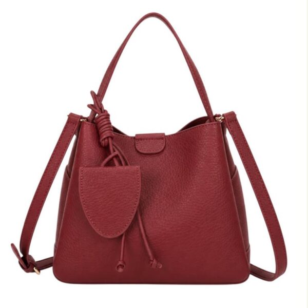 Bolso de Mano Sintético con Bolsito Cosido y Accesorio Extra con Botón para Mujer - Imagen 6