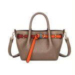 Bolso de Mano Sintético con Tira Frontal Decorativa Multicolor y Neceser Extra para Mujer - Imagen 3
