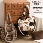 Bolso de Hombro Reversible tipo Tote con Pelito Sintético y Bolsito Extra para Mujer