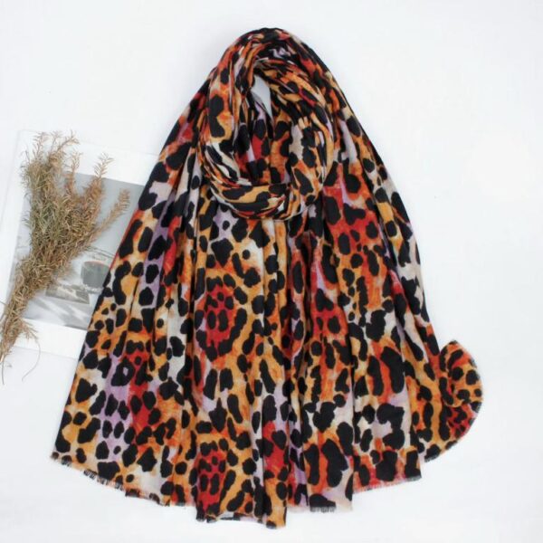 Bufanda de Lana para Mujer con Diseño Animal Print y Alegre Estilo - Imagen 2