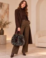 Bolso de Mano en Pelo Sintético con 2 Asas Cortas Trenzadas y Cremallera para Mujer - Imagen 2