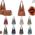 Bolso de Hombro Sintético con Compartimentos Externos. Botón y Bolsito Extra para Mujer