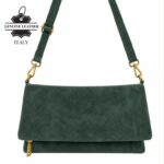 Bolso Bandolera en Piel de Serraje con Solapa de Botones y Bolsillo Trasero para Mujer - Imagen 10