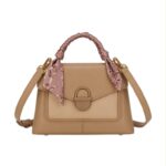 Bolso de Mano Sintético con Asa Corta de Pañuelo Decorativo y Estilo Maletín para Mujer - Imagen 3